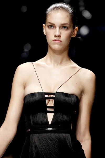 Look 106